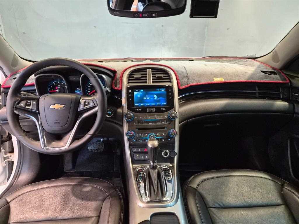 Chevrolet Malibu - Vista 7