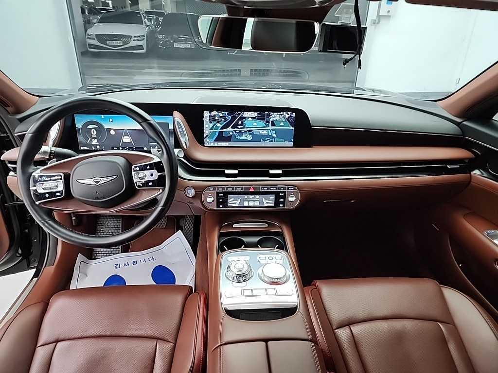 Genesis G90 - Vista 7