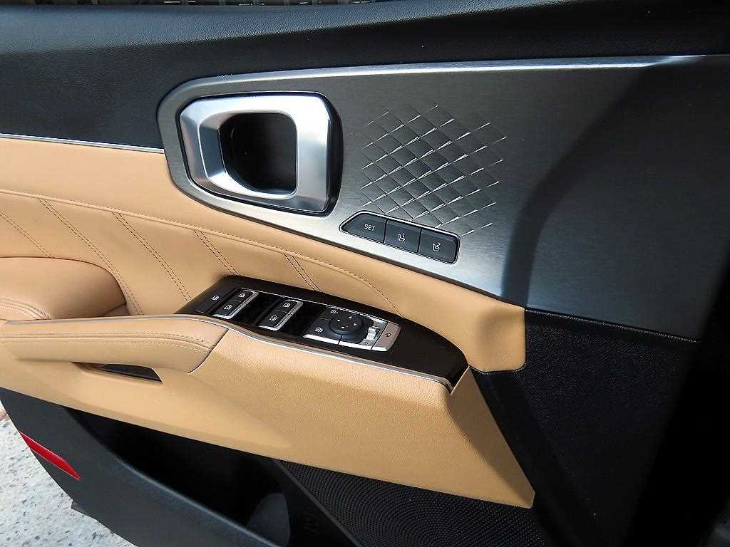 KIA Sorento - Vista 11