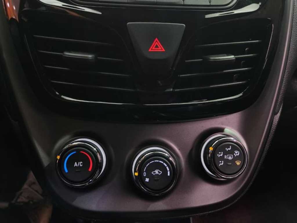 Chevrolet Spark 2019 Blanco - Importación desde Corea - HF Imports Iquique - Foto 16