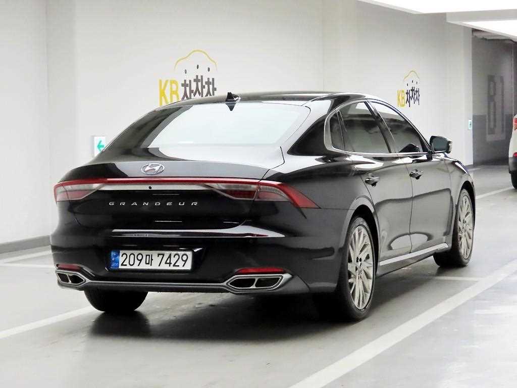 HYUNDAI Grandeur - Vista 4