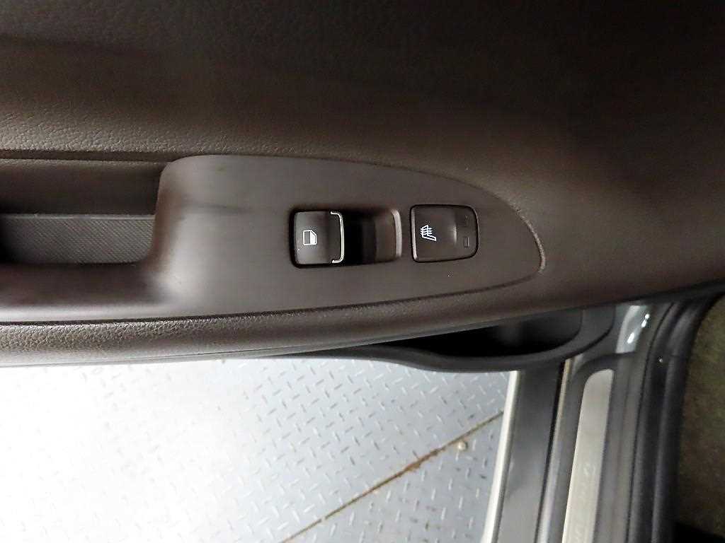 HYUNDAI Grandeur - Vista 12