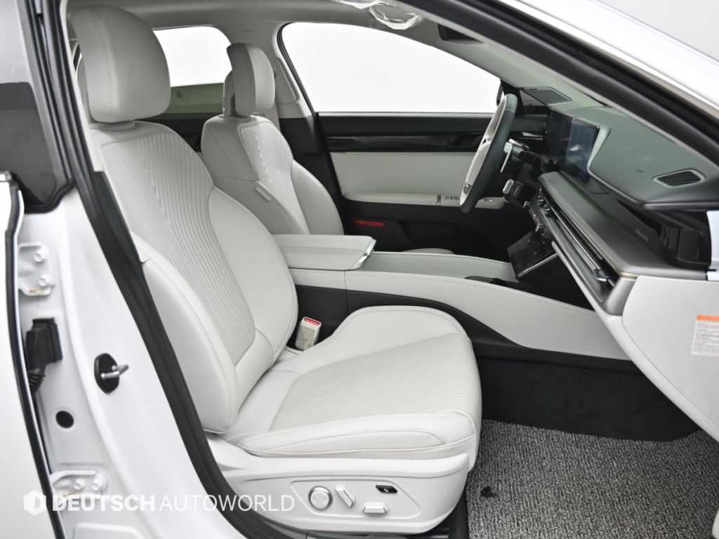 HYUNDAI Grandeur - Vista 10