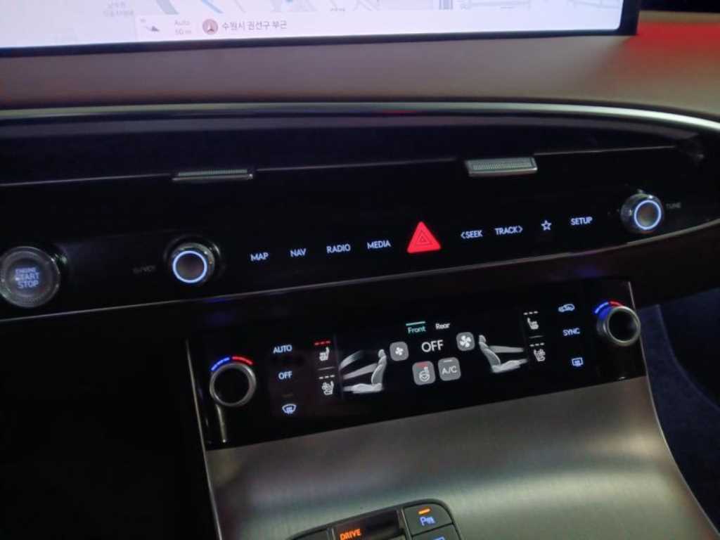 Genesis GV70 - Vista 12