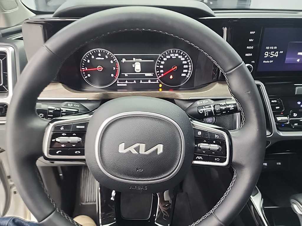 KIA Sorento - Vista 9