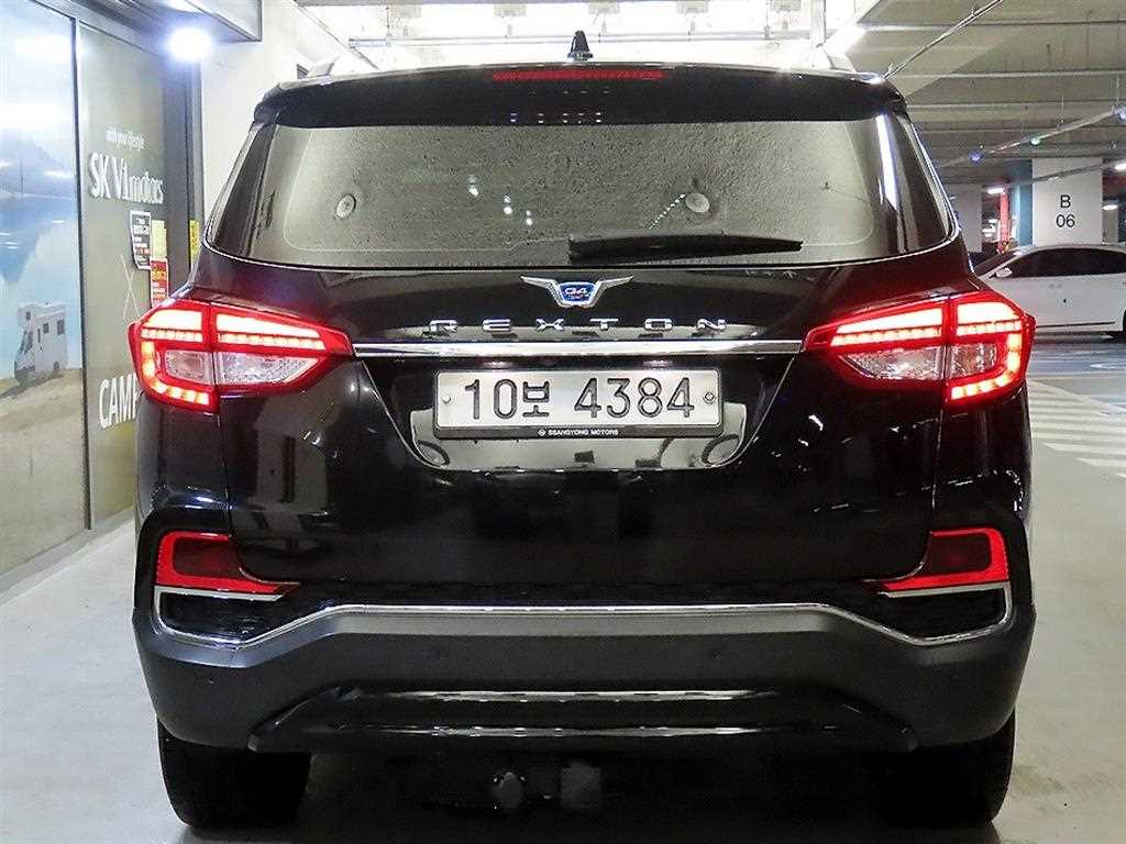 Ssangyong Rexton - Vista 5