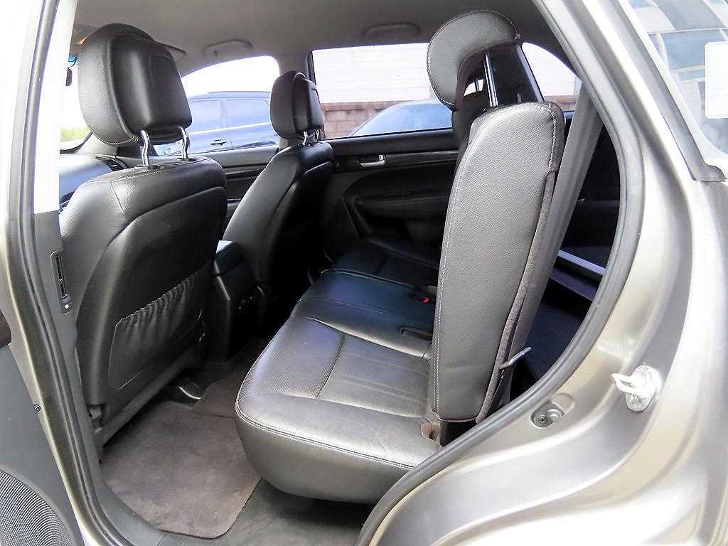 KIA Sorento - Vista 6