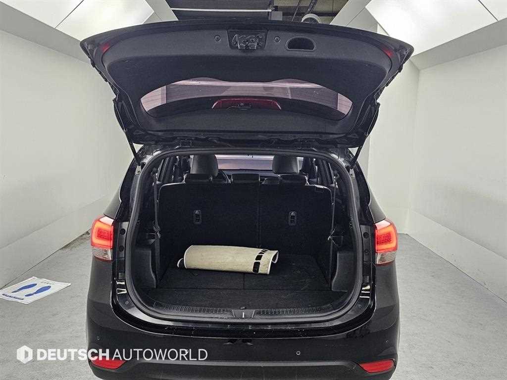 KIA Carens 2014 Negro - Importación desde Corea - HF Imports Iquique - Foto 19