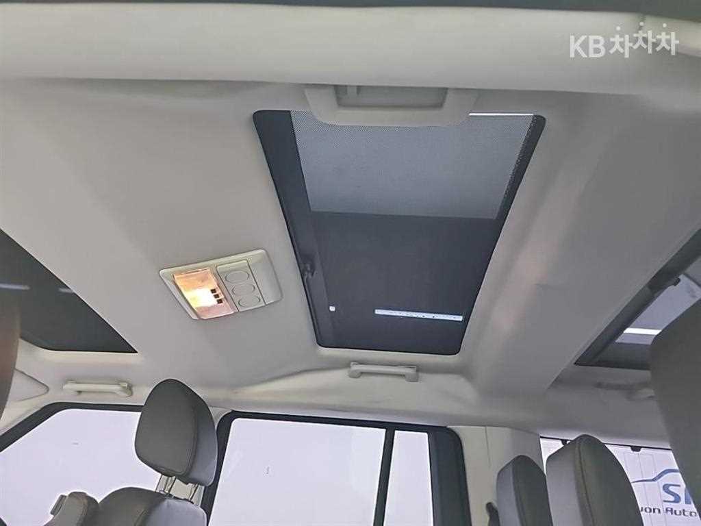 Land Rover Discovery 2014 Negro - Importación desde Corea - HF Imports Iquique - Foto 13