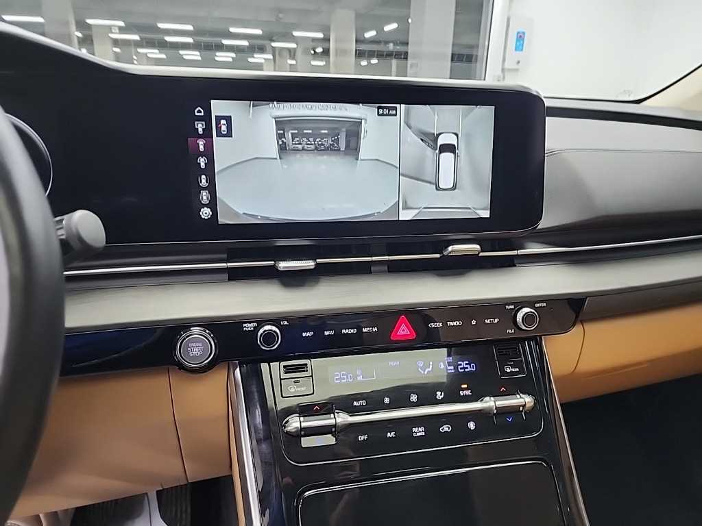 KIA Carnival - Vista 10