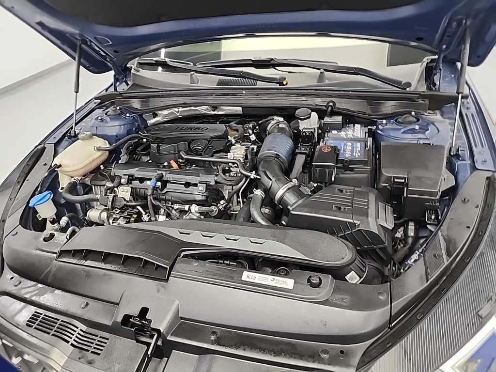 KIA K5 - Vista 5