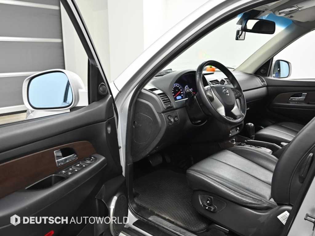 Ssangyong Rexton - Vista 11