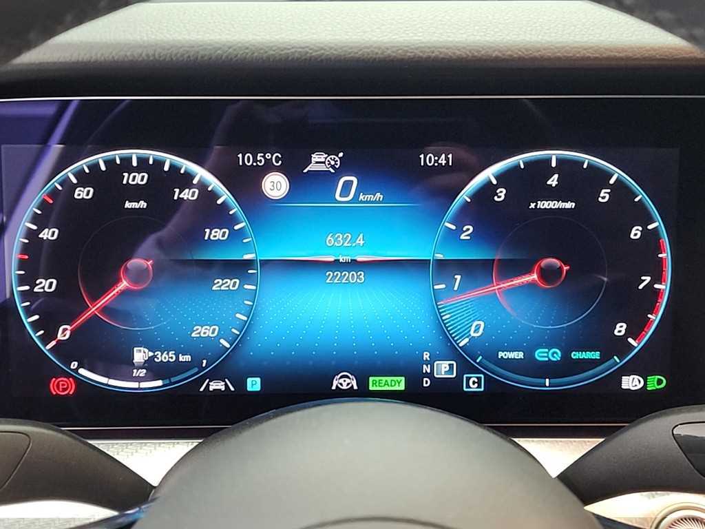 Mercedes Benz E class - Vista 7