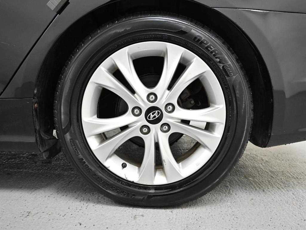 HYUNDAI Sonata - Vista 5