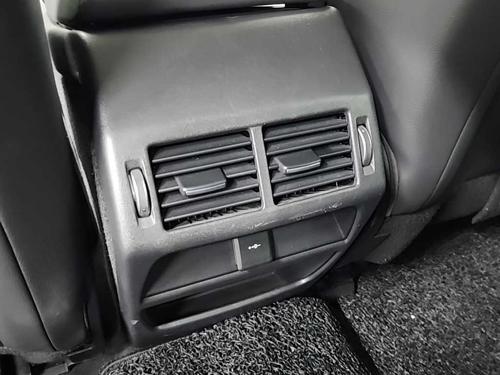 Land Rover Discovery Sports 2023 Blanco - Importación desde Corea - HF Imports Iquique - Foto 13