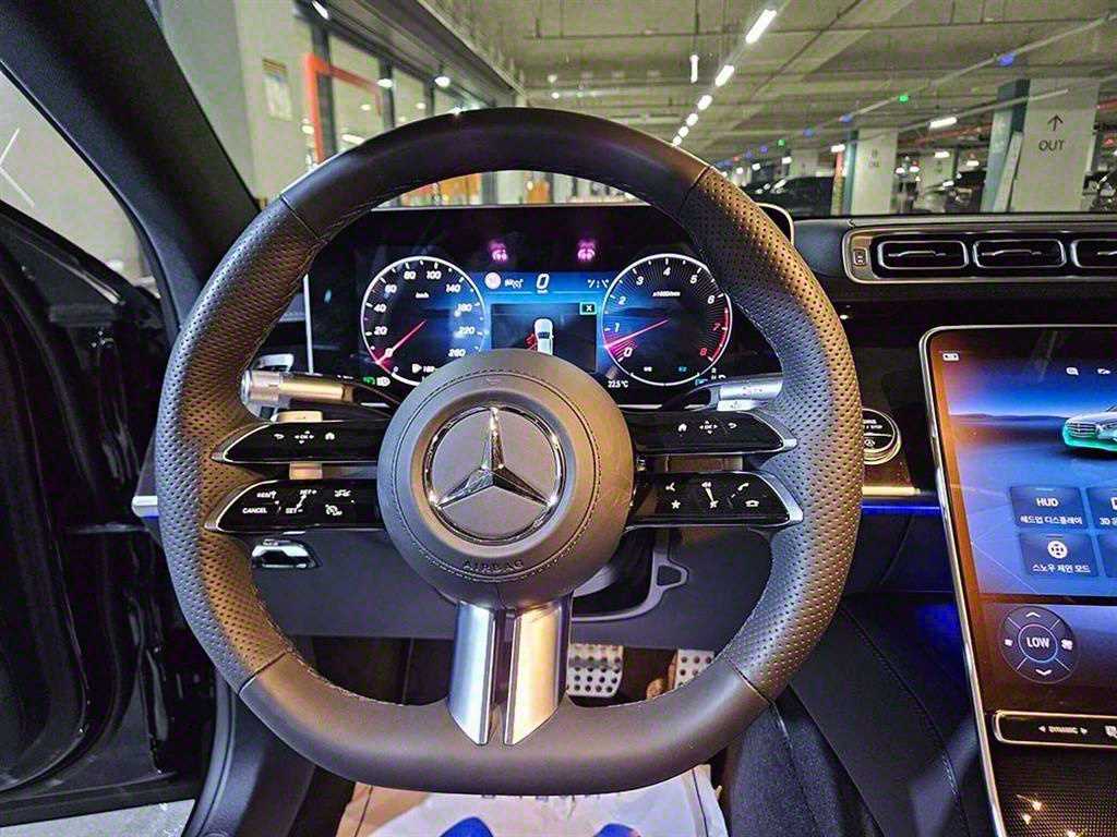 Mercedes Benz S Class - Vista 9