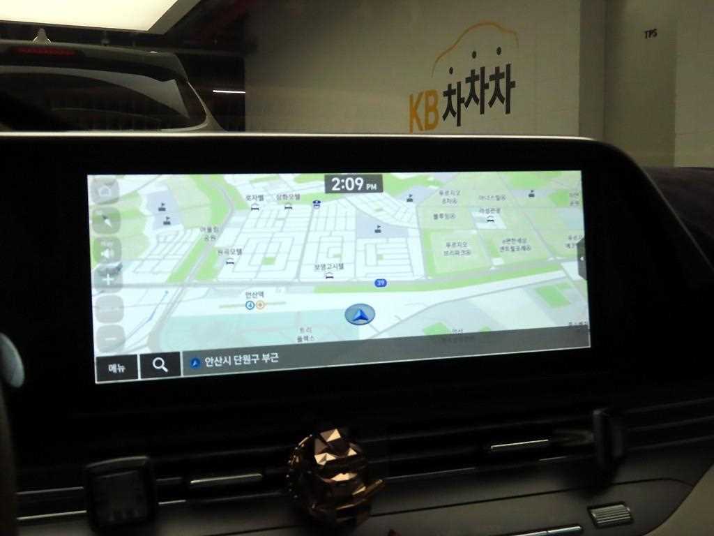 HYUNDAI Grandeur - Vista 8