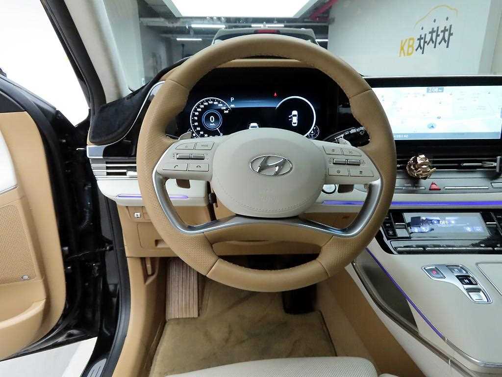 HYUNDAI Grandeur - Vista 7