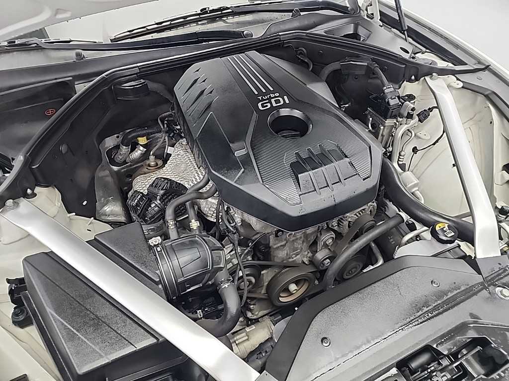 Genesis G70 - Vista 5