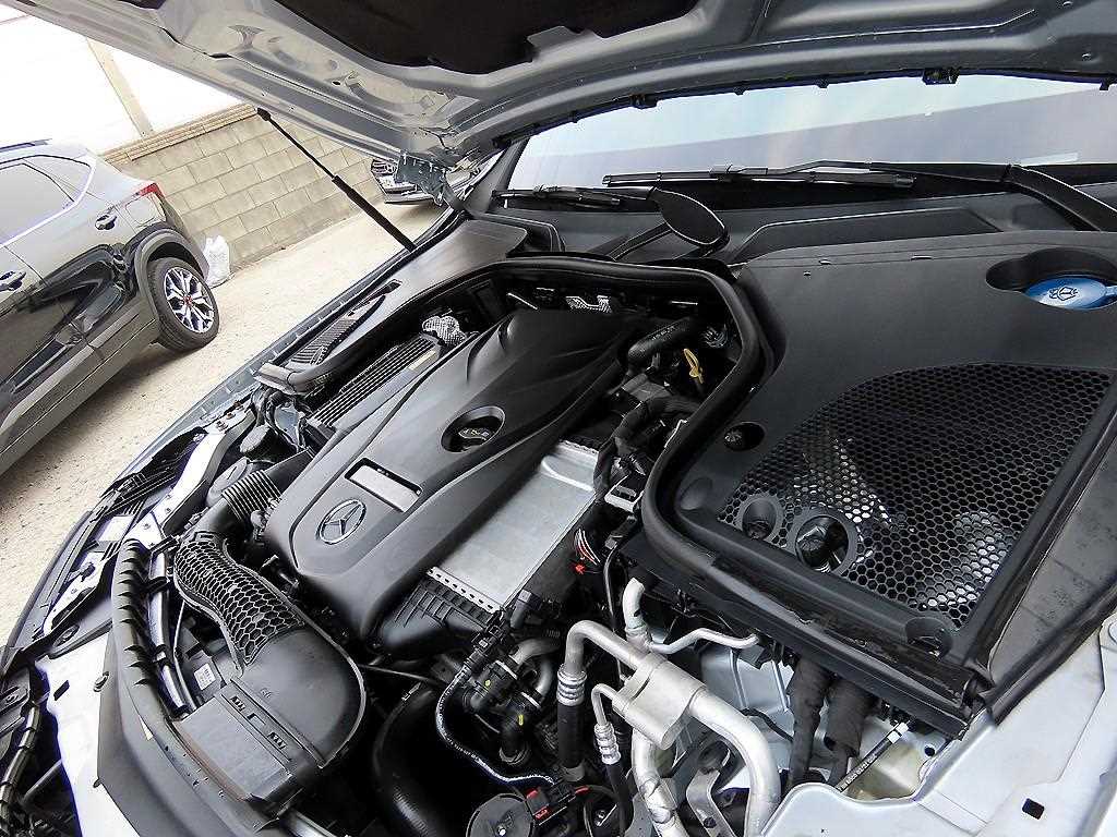 Mercedes Benz E class 2021 Plateado - Importación desde Corea - HF Imports Iquique - Foto 19