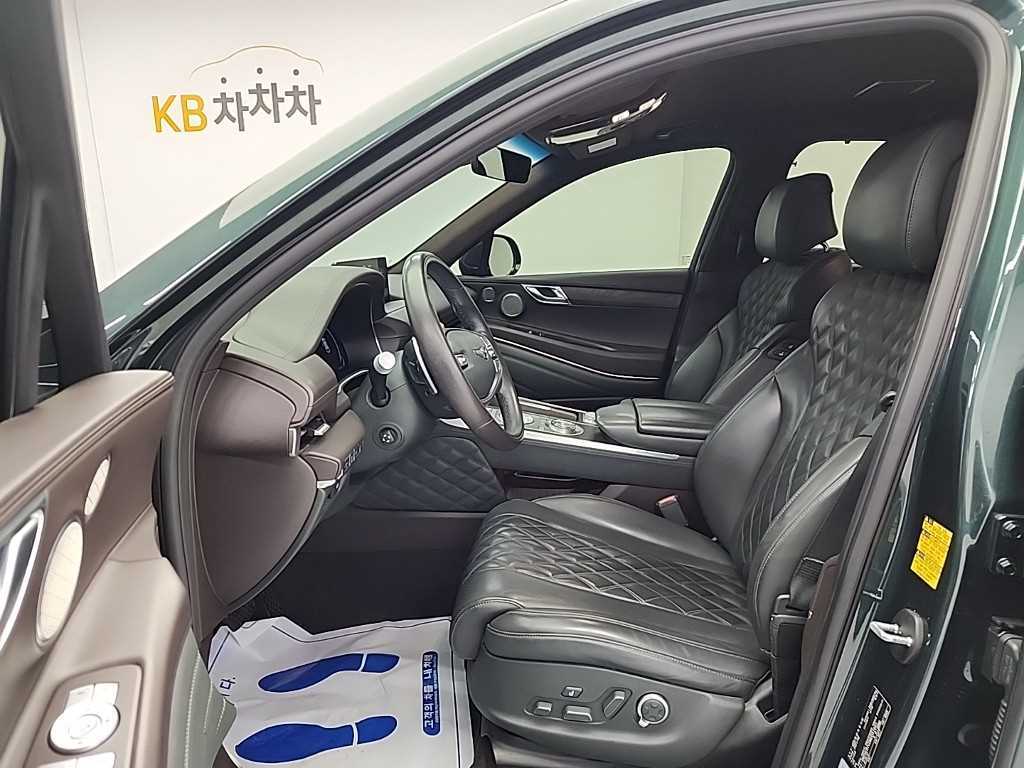 Genesis GV80 - Vista 11