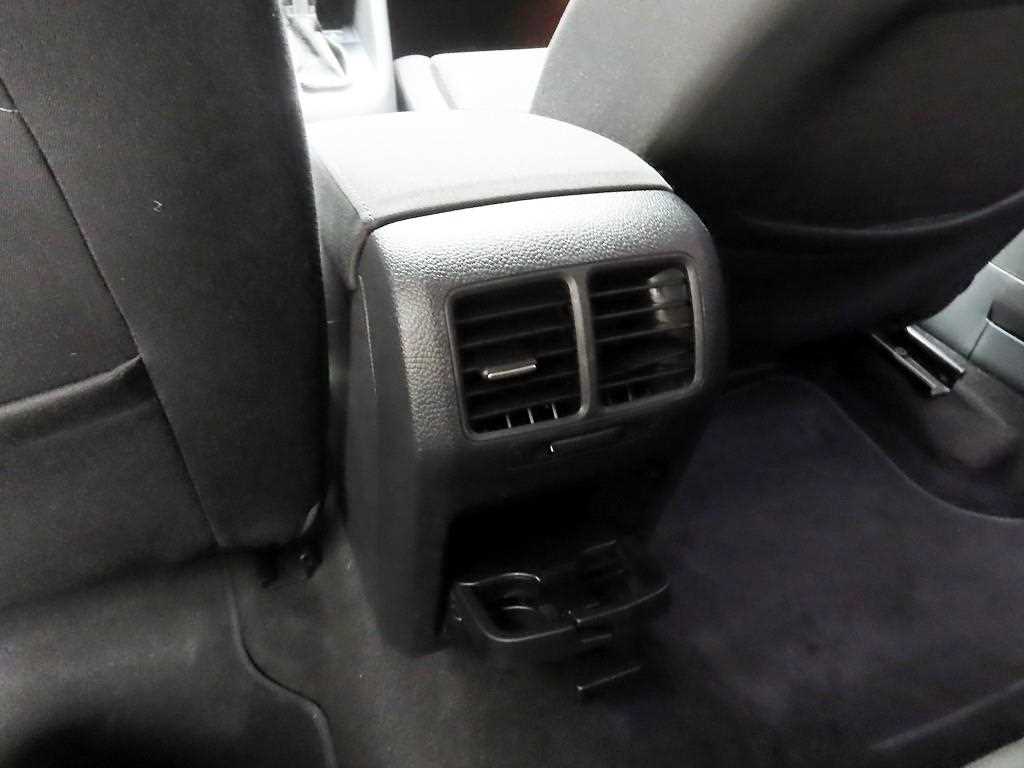 Volkswagen Golf 2013 Blanco - Importación desde Corea - HF Imports Iquique - Foto 16