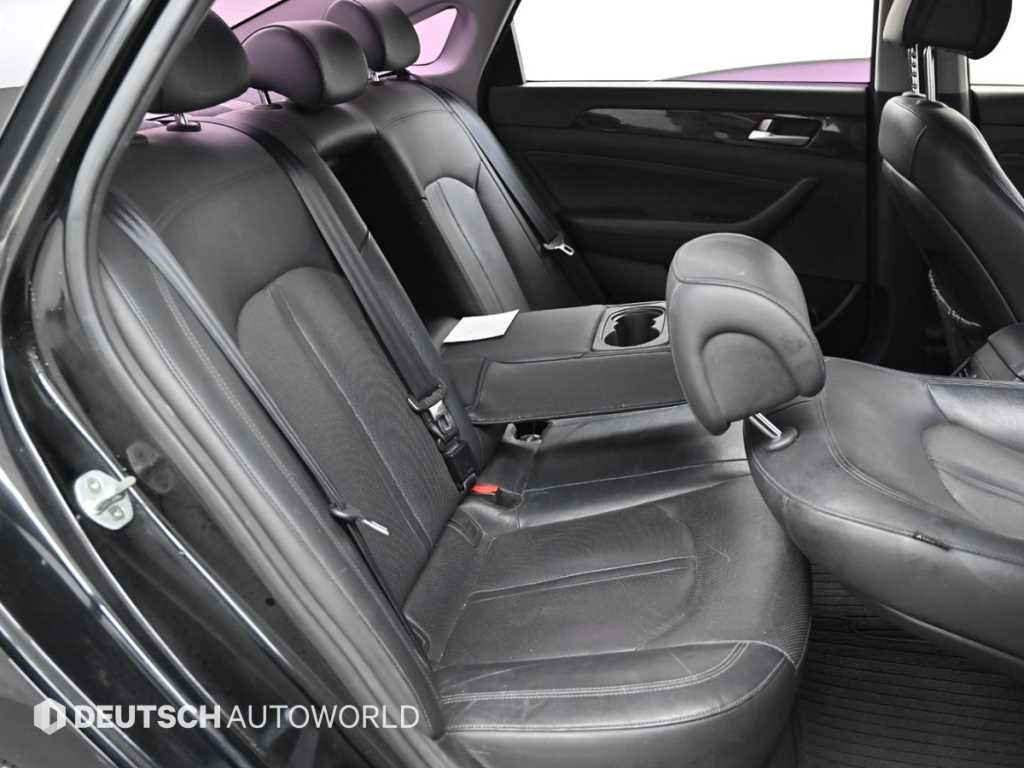 HYUNDAI Sonata - Vista 12