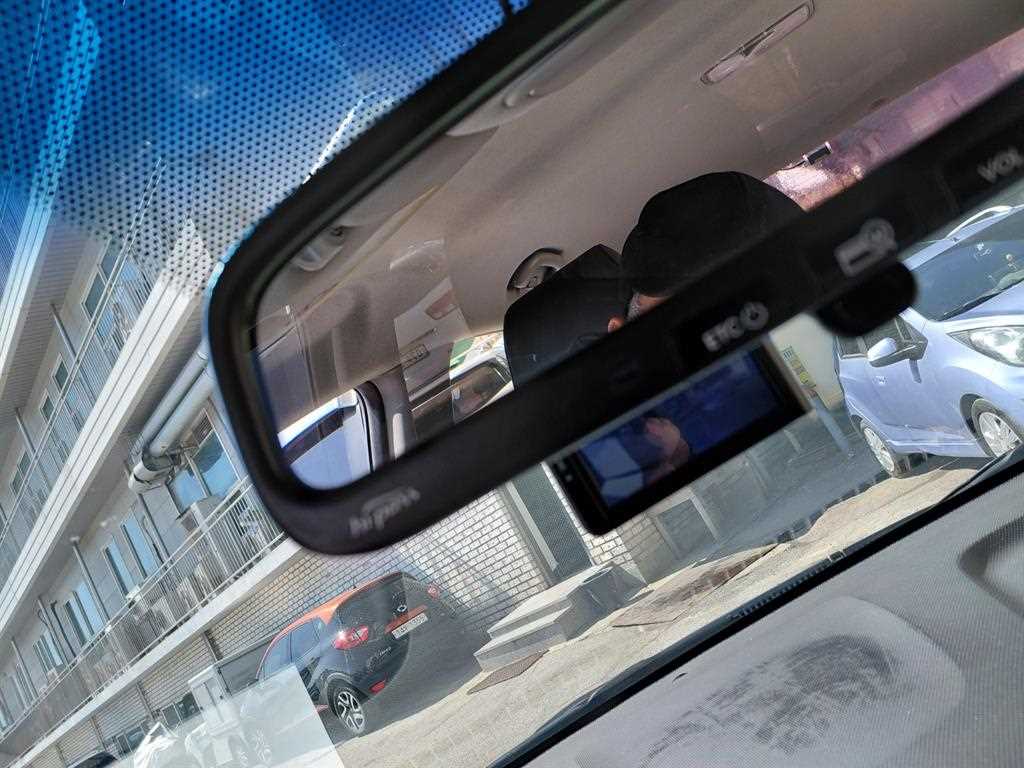 HYUNDAI Accent - Vista 12