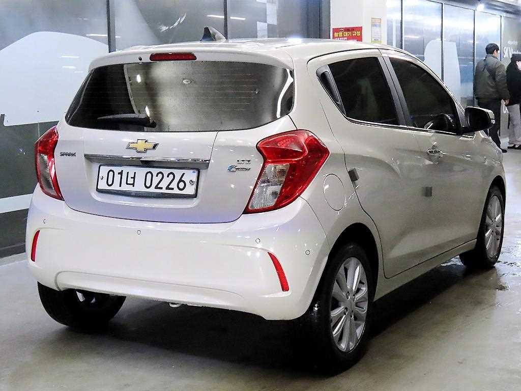 Chevrolet Spark - Vista 4