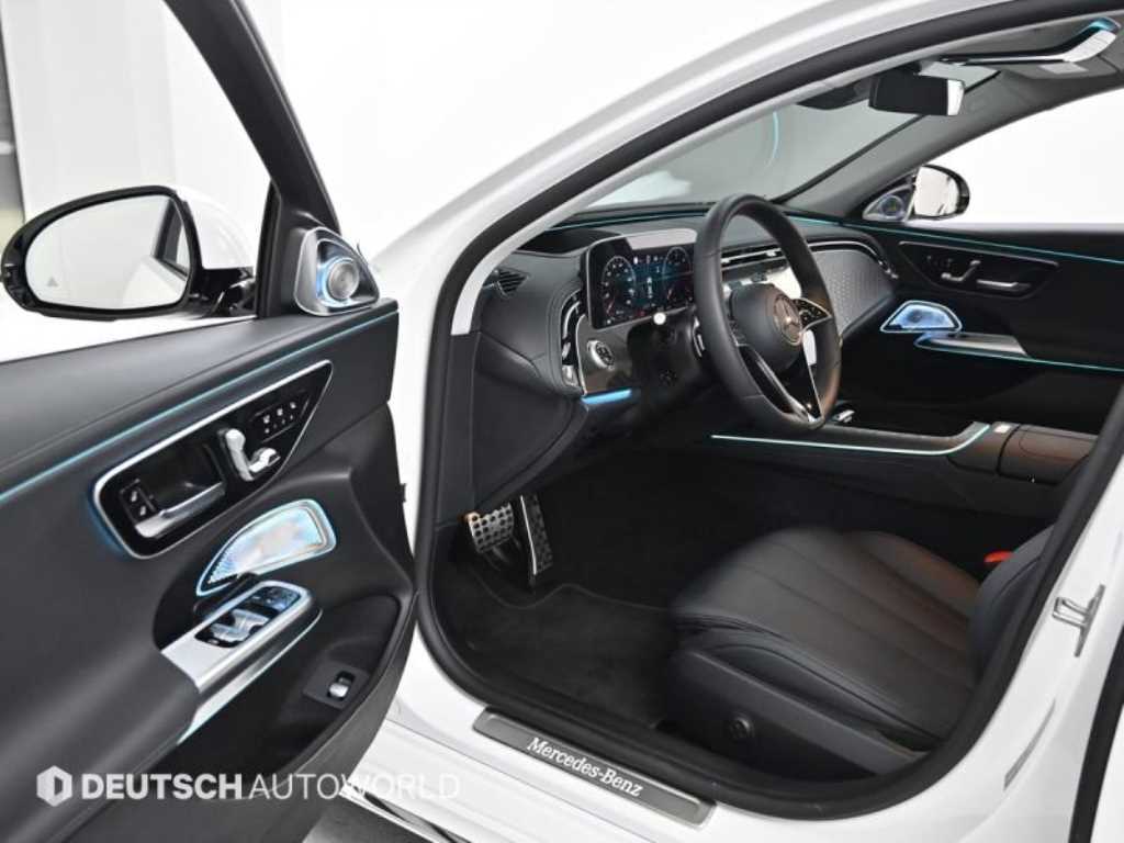 Mercedes Benz E class - Vista 10