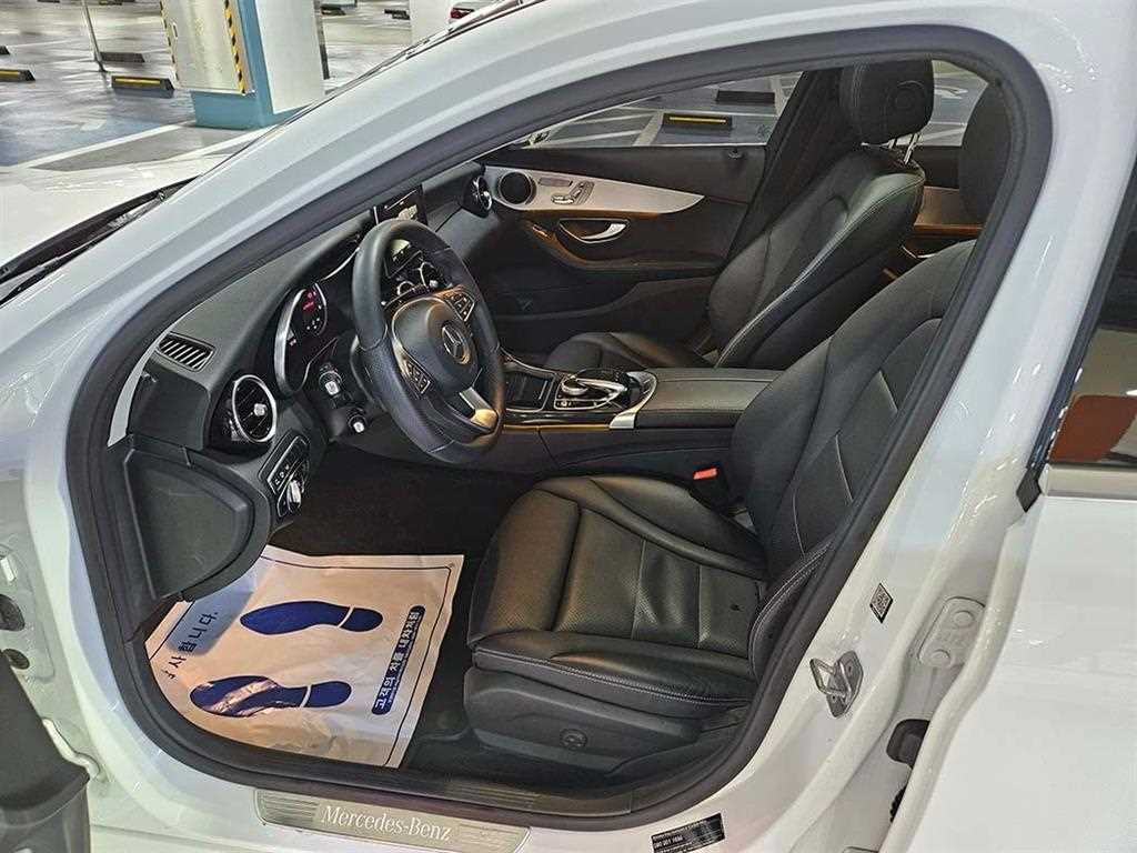 Mercedes Benz C Class - Vista 7