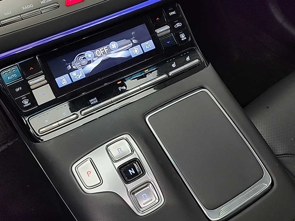 HYUNDAI Grandeur - Vista 8