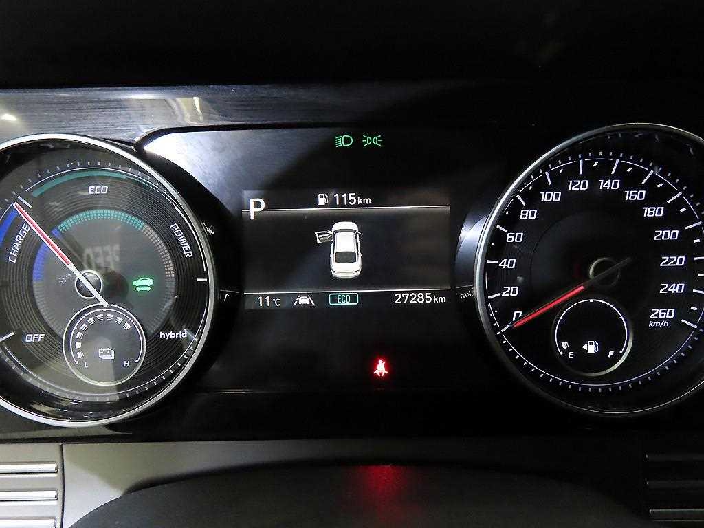 HYUNDAI Grandeur - Vista 9