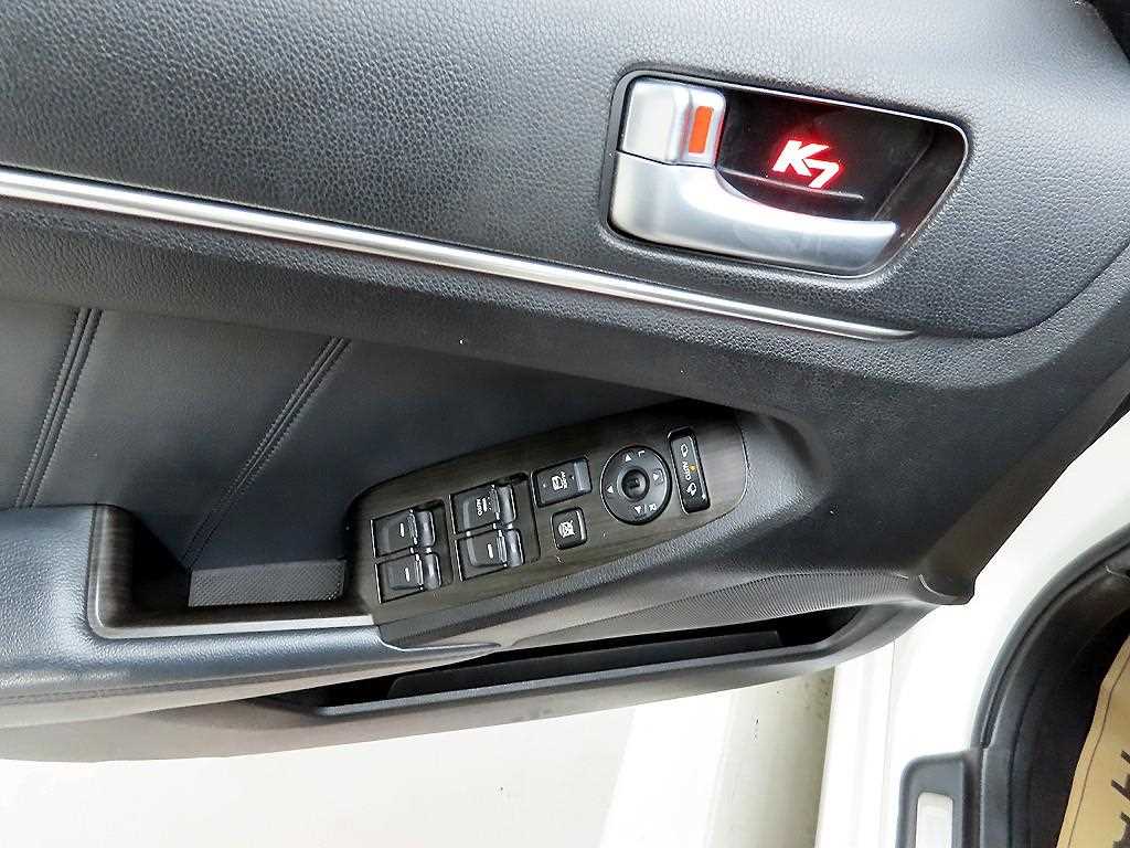 KIA K7 - Vista 11