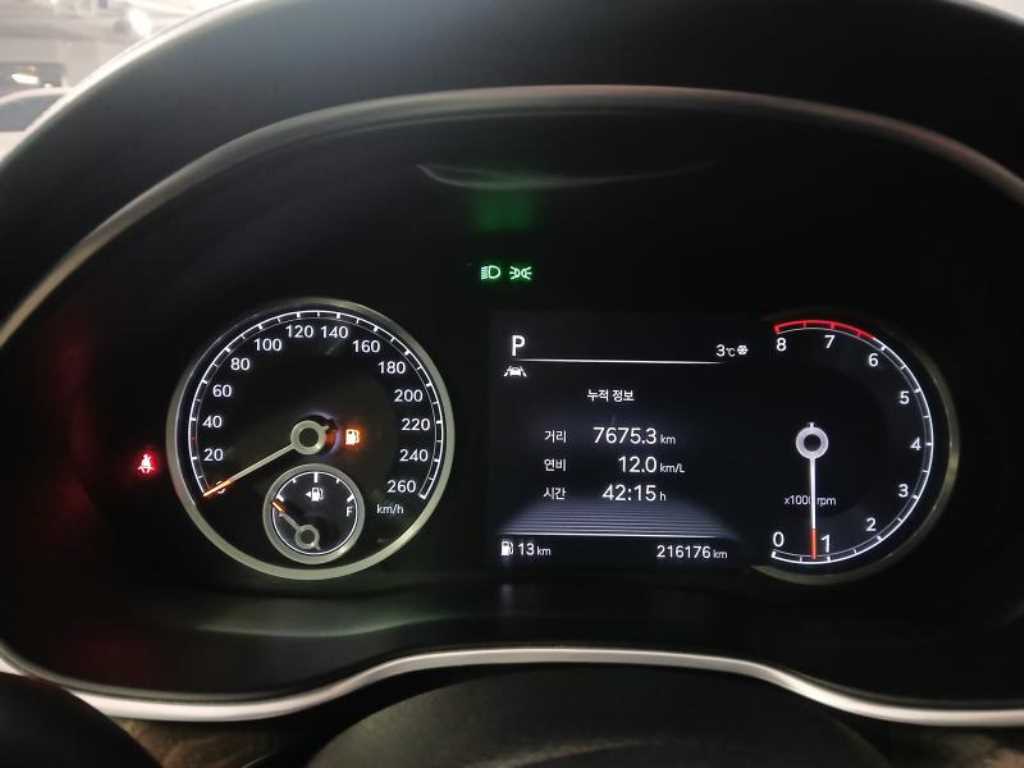 Genesis G80 - Vista 9