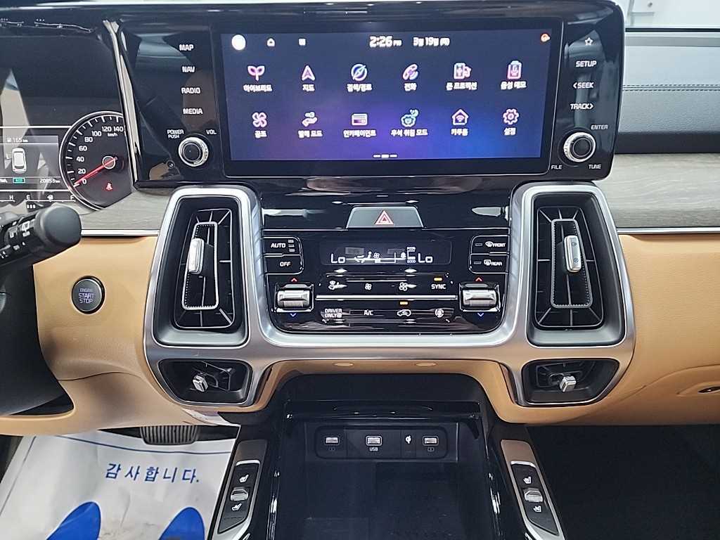 KIA Sorento - Vista 10