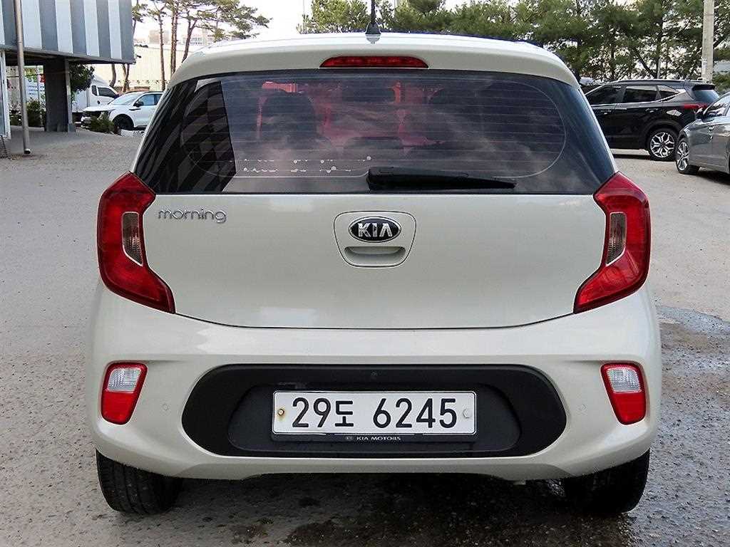 KIA Morning - Vista 4