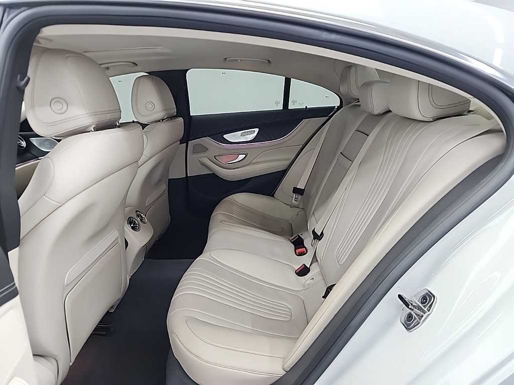 Mercedes Benz CLS Class - Vista 12