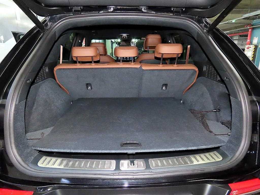 Genesis GV70 2023 Negro - Importación desde Corea - HF Imports Iquique - Foto 17