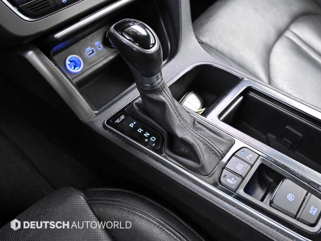 HYUNDAI Sonata - Vista 9