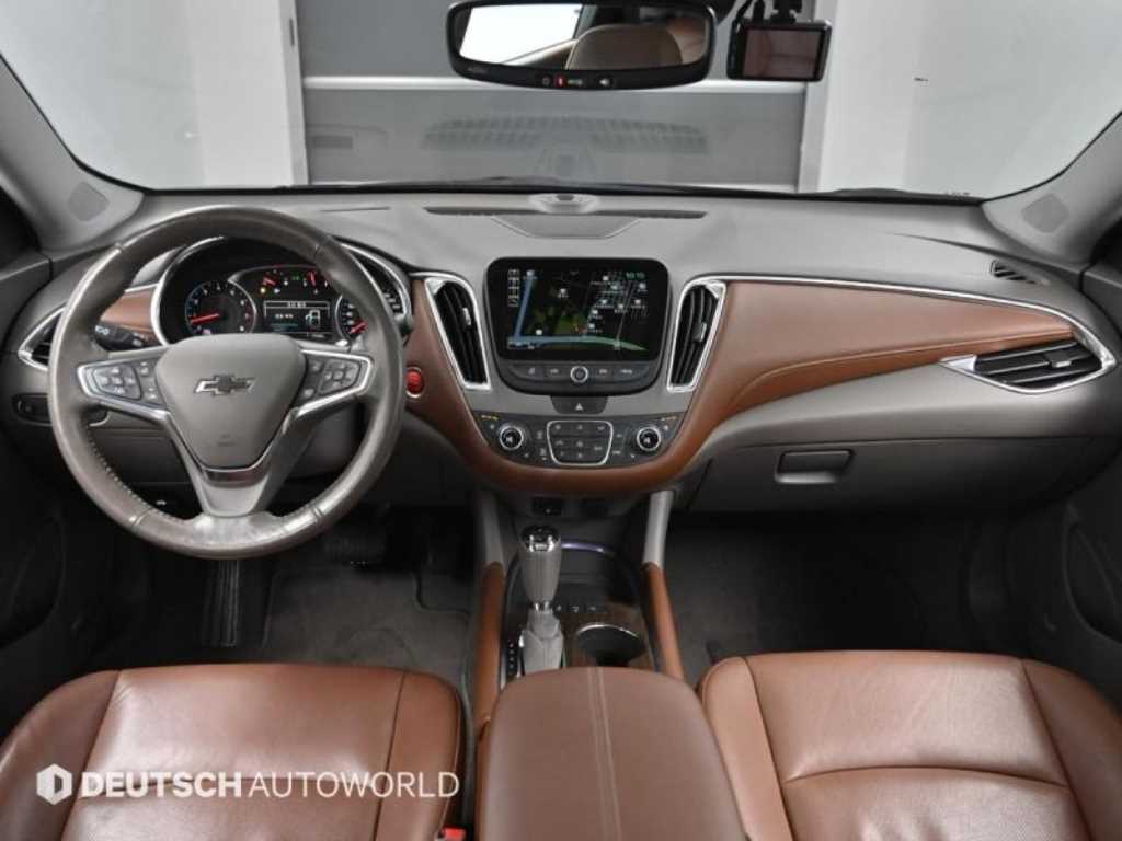 Chevrolet Malibu - Vista 7