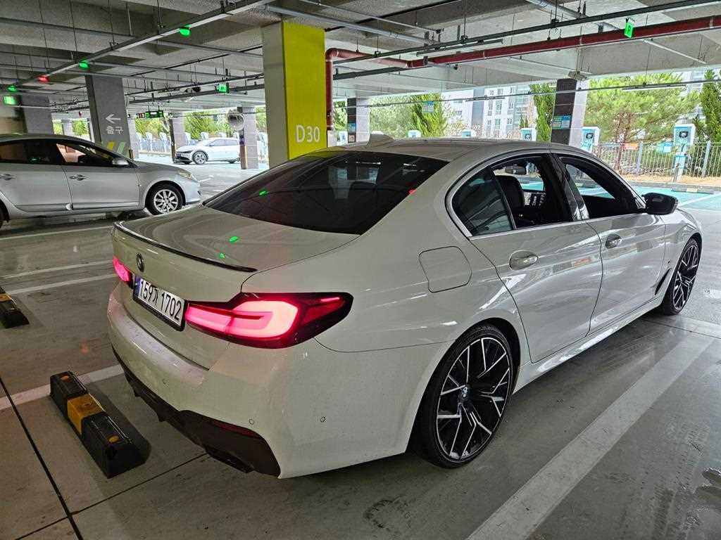 BMW 5 Series - Vista 6