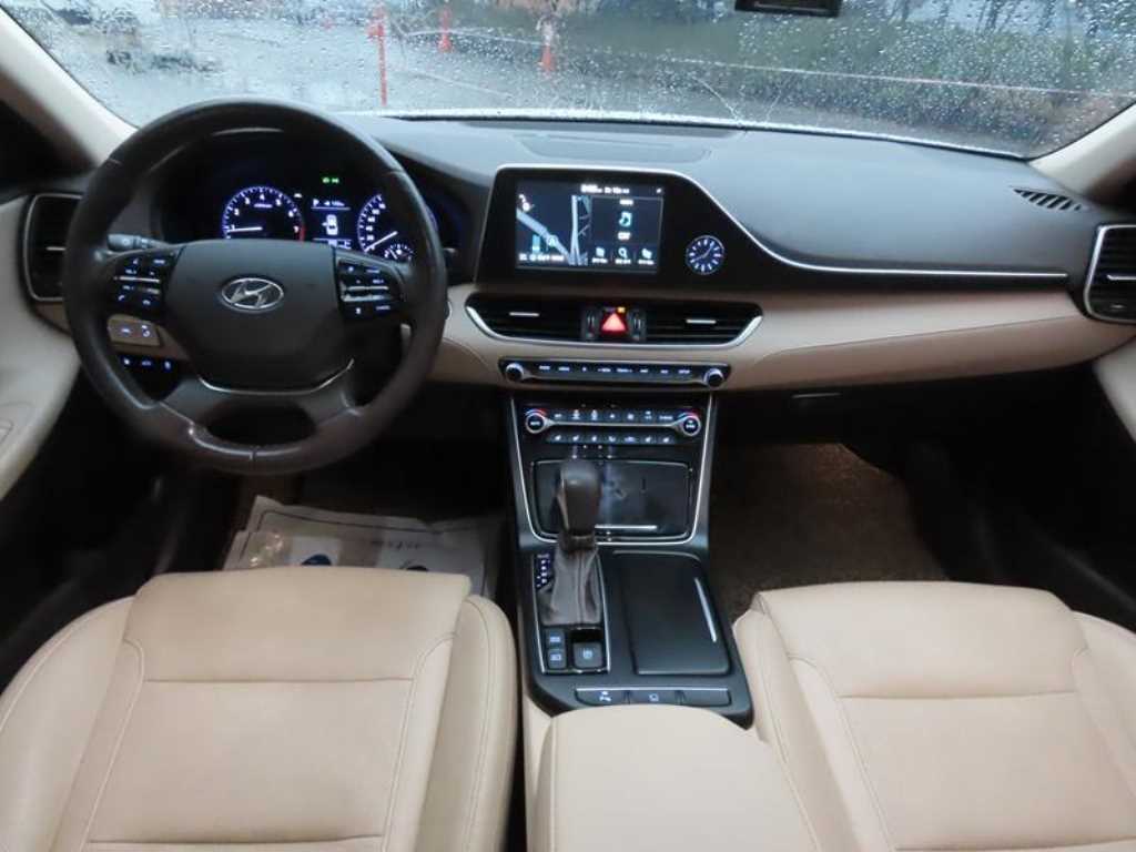 HYUNDAI Grandeur - Vista 8