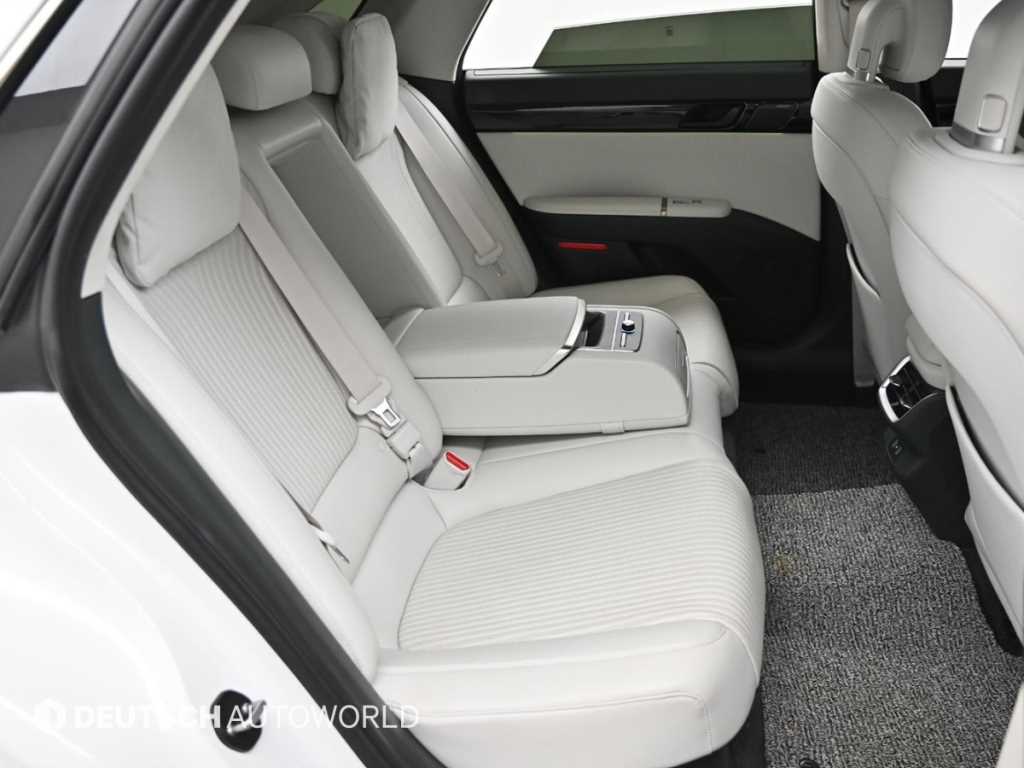 HYUNDAI Grandeur - Vista 12