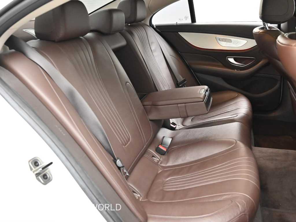 Mercedes Benz CLS Class - Vista 12