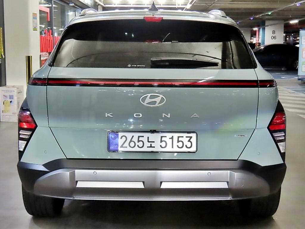 HYUNDAI Kona - Vista 5