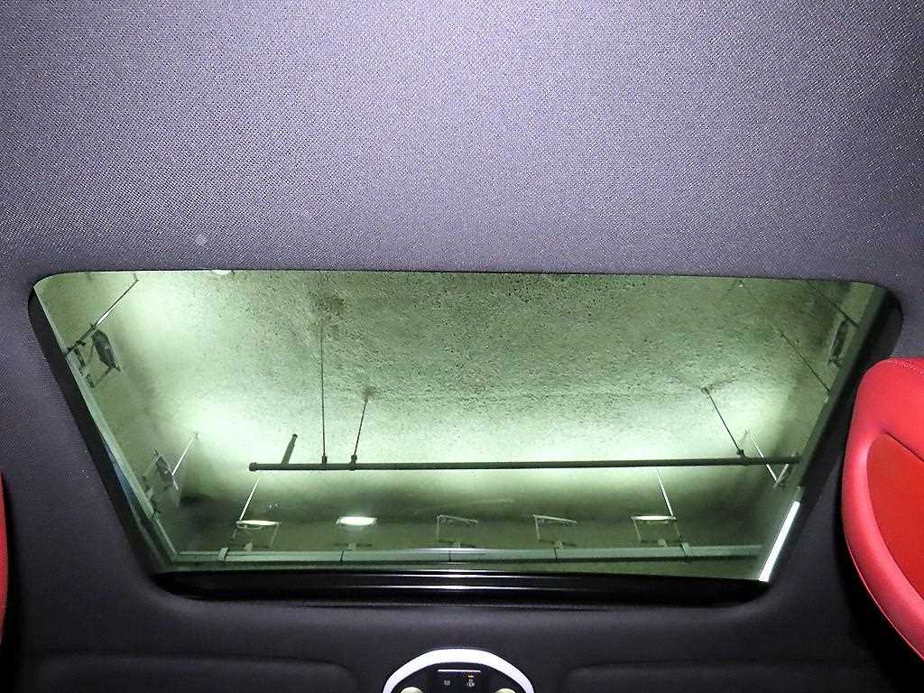 Genesis G70 2023 Blanco - Importación desde Corea - HF Imports Iquique - Foto 15