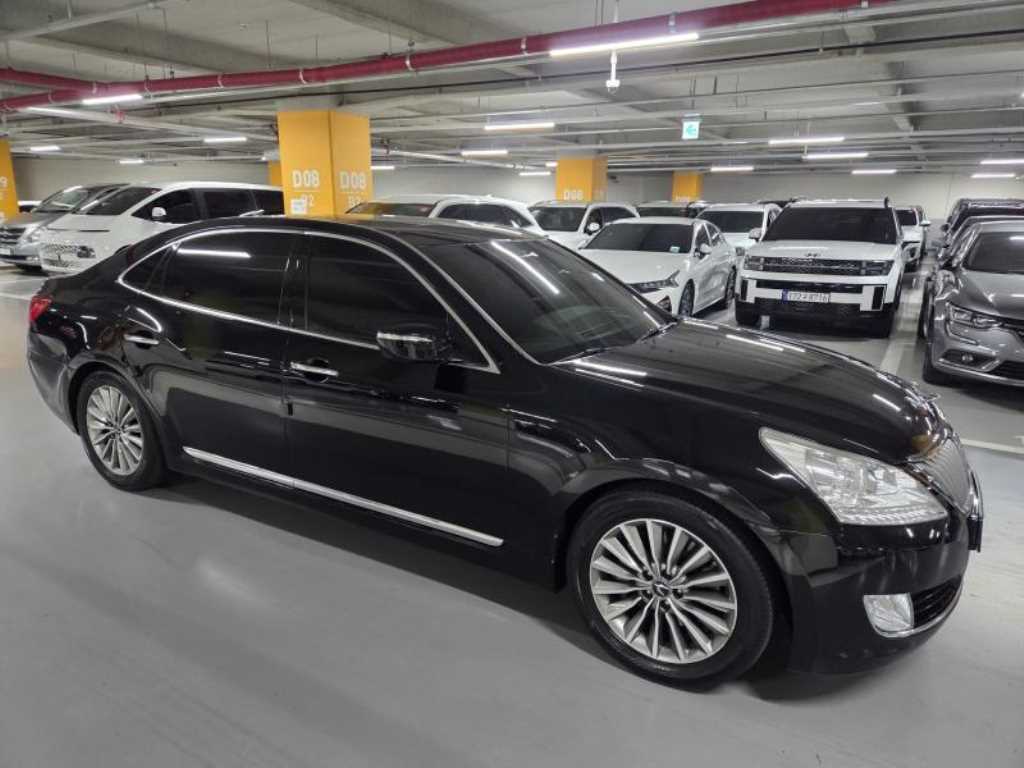 HYUNDAI Equus - Vista 4