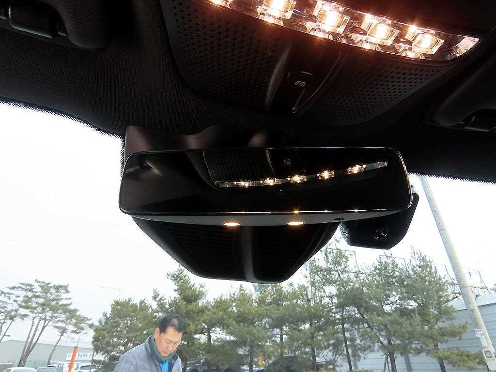 Mercedes Benz GLC Class 2021 Blanco - Importación desde Corea - HF Imports Iquique - Foto 15