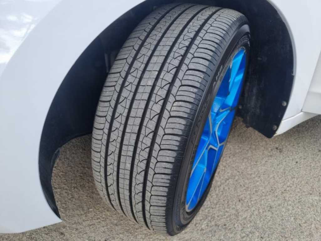 HYUNDAI Avante - Vista 7